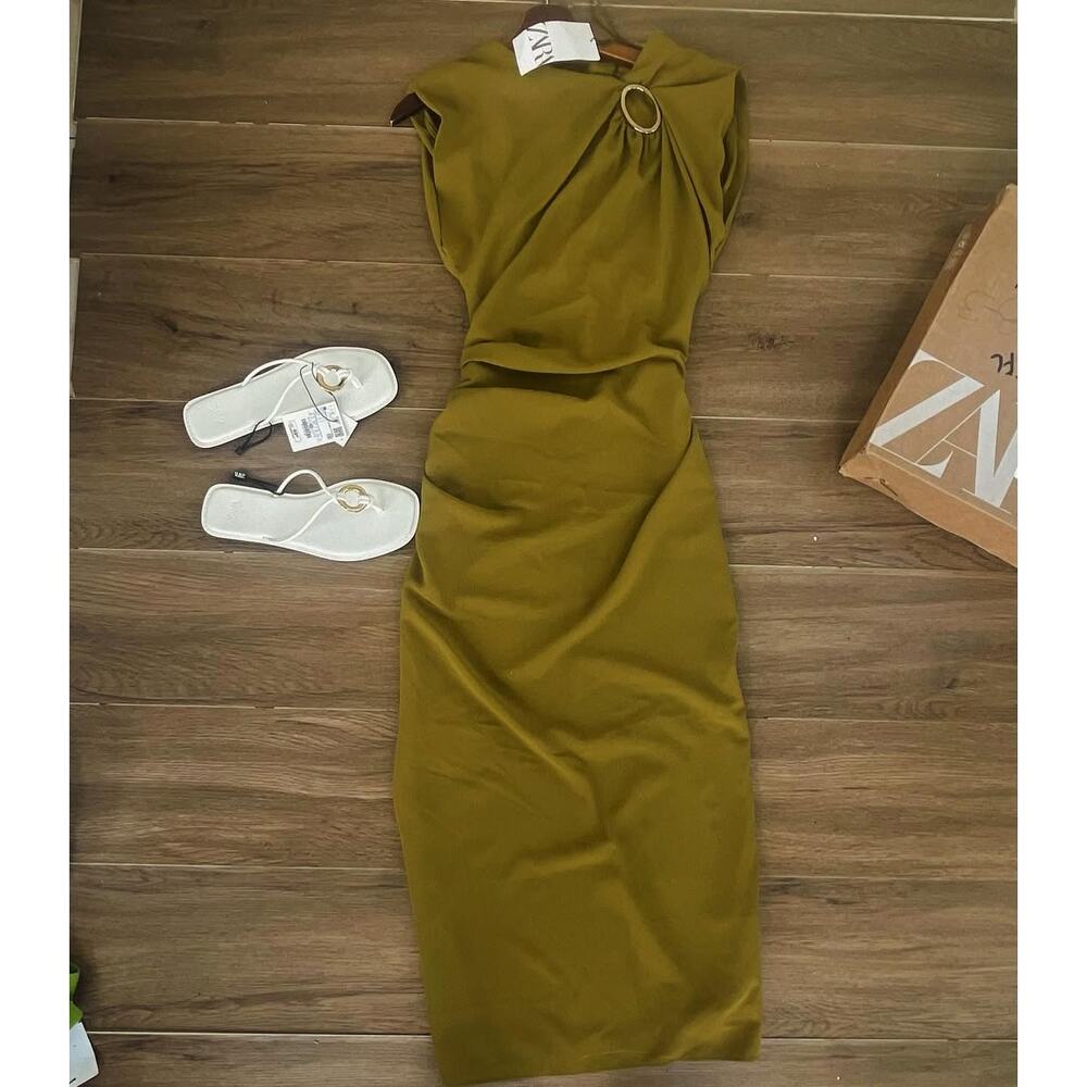 Zara NWT Olive Green Ruched Gold Hardware Midi Dress L - Picture 14 of 16